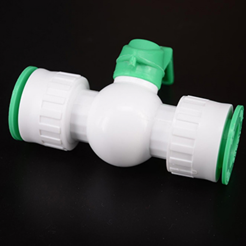 Válvula de bola de conexión de suministro de agua conveniente rápida PPR